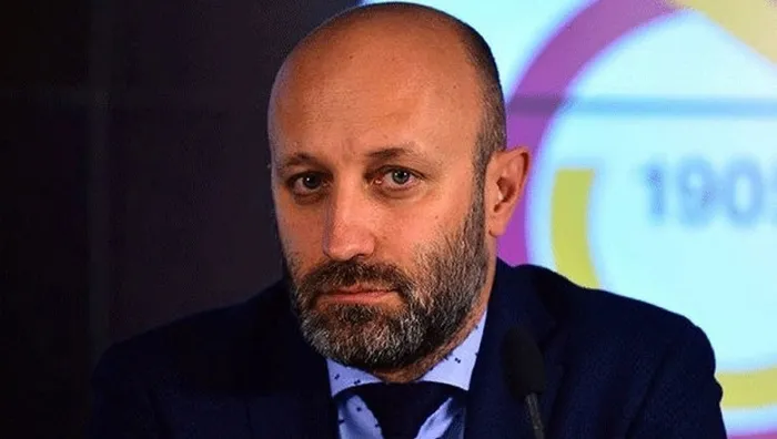 son-dakika-galatasaray-transfer-haberleri-galatasarayda-cenk-ergun-sonrasi-ilk-ayrilik-iki-katini-kazanacak-1655797837251.jpg