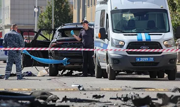 Rusya’da otomobil havaya uçtu: Bir asker hayatını kaybetti