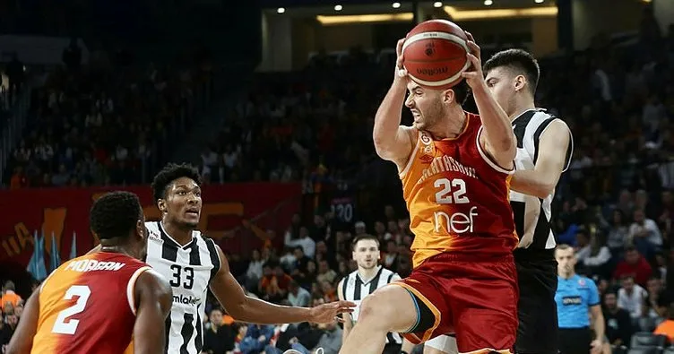 Türkiye Sigorta Basketbol Süper Ligi’nde Beşiktaş Galatasaray’ı mağlup etti