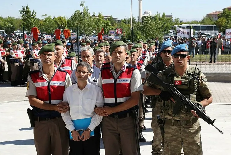 15 Temmuz'u yöneten Kemal Batmaz'ın ekibine operasyon!