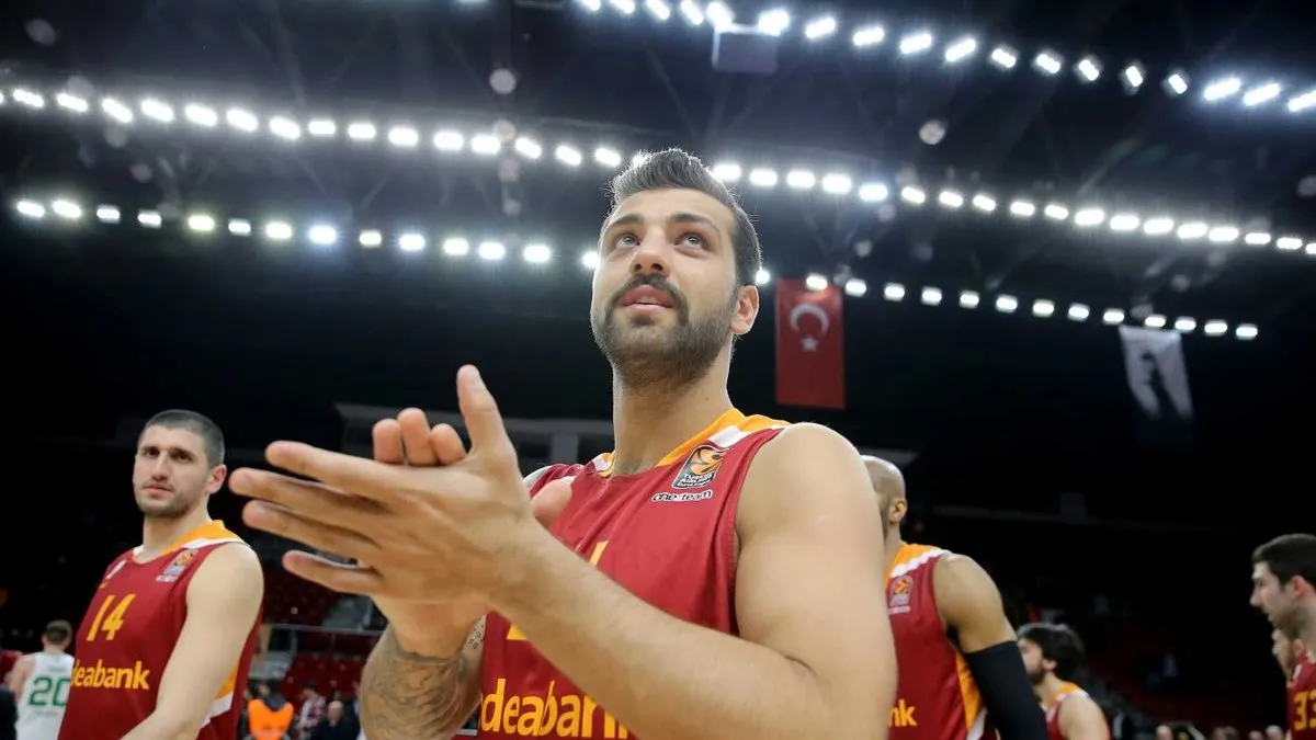 Galatasaray Erkek Basketbol Takımı, Göksenin Köksal ile yollarını ayırdı Galatasaray Erkek Basketbol Takımı, Göksenin Köksal ile yollarını ayırdı