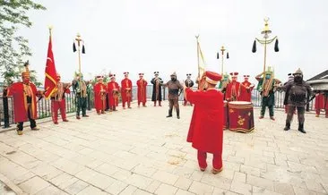 Bursa’da her cuma mehter ziyafeti