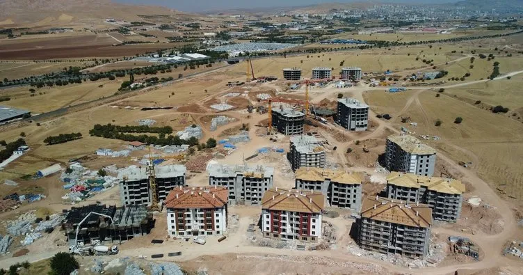 Elazığ’da 2 bin 936 deprem konutunun inşası sürüyor