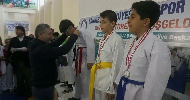 Şahinbey Belediyesi’nden karate turnuvası