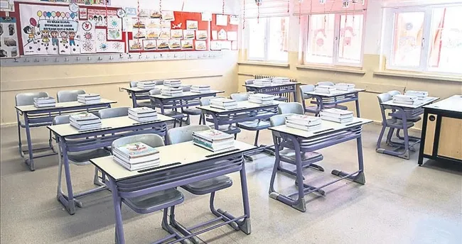 Türk dünyası öğrencilerin çantasında