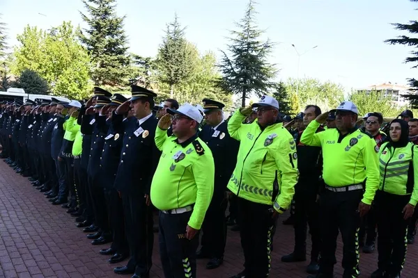 sehit-polis-memuru-yonuz-memleketi-afyona-ugurlandi-1714420046328.jpg