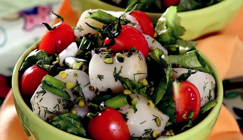Yerelması Salatası