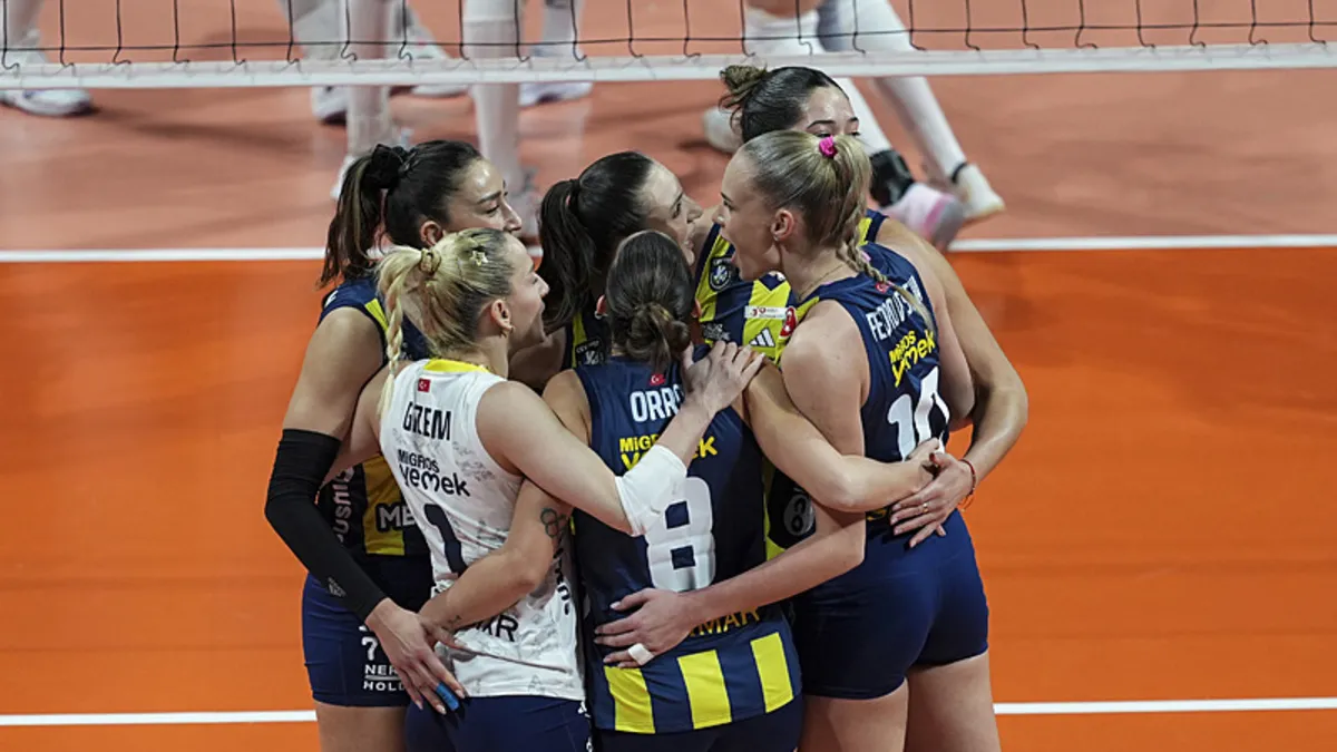 Erkekler CEV Kupası: Fenerbahçe Medicana deplasmanda galip! Erkekler CEV Kupası: Fenerbahçe Medicana deplasmanda galip!