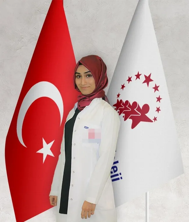 arife-ogretmen-ebediyete-ugurlandi-iste-son-mesaji-1621597572375.jpg Arife öğretmene veda! İşte son mesajı: Sorunlar; sakin, mutlu yaşamları alt üst etmez - 1