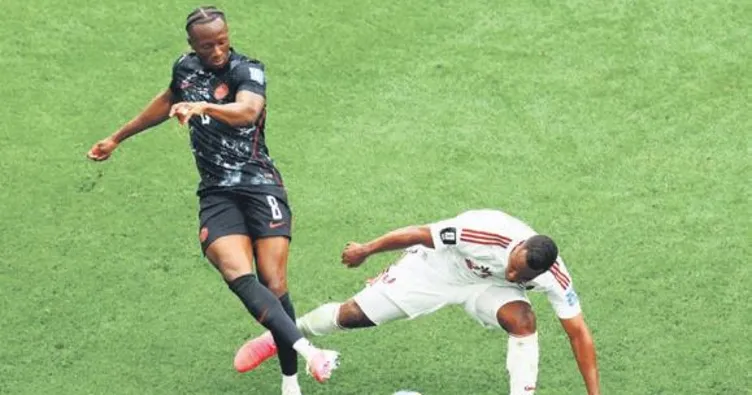 Katarlı futbolcuya FIFA’dan 5 maç ceza