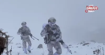 Azerbaycan Özel Kuvvetleri’nden zorlu kış şartlarında tatbikat | Video