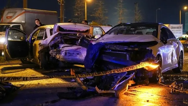 trafik-kazasi-magdurlari-uzerinden-milyar-liralik-vurgun-253-bin-kisiden-vekaletname-aldilar-825-supheli-hakki-1790005759446.jpeg