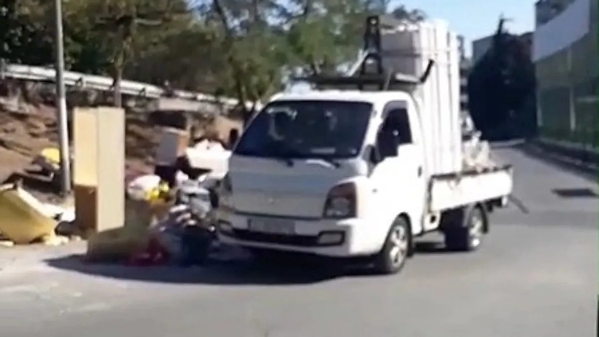 İstanbul-Şişli’de sokaklara kullanılmayan eşyaları bırakanlara para cezası İstanbul-Şişli’de sokaklara kullanılmayan eşyaları bırakanlara para cezası