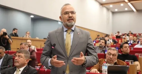 karsiyaka-stadi-icin-cumhurbaskani-erdogandan-izmirlilere-mujde-1780992957879.jpg