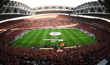 Galatasaray taraftarından derbide büyük sürpriz