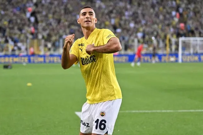 fenerbahcede-o-isim-ilk-11i-unuttu-1788762052983.jpeg