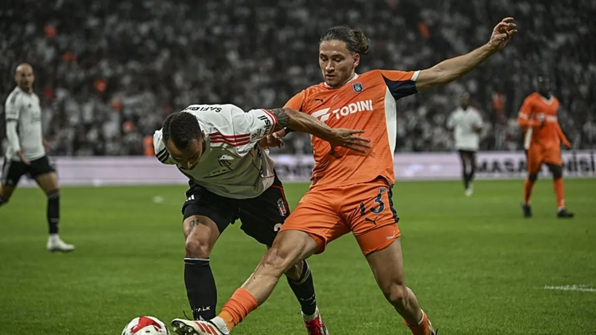 Gökhan Sazdağı ilk kez forma giydi