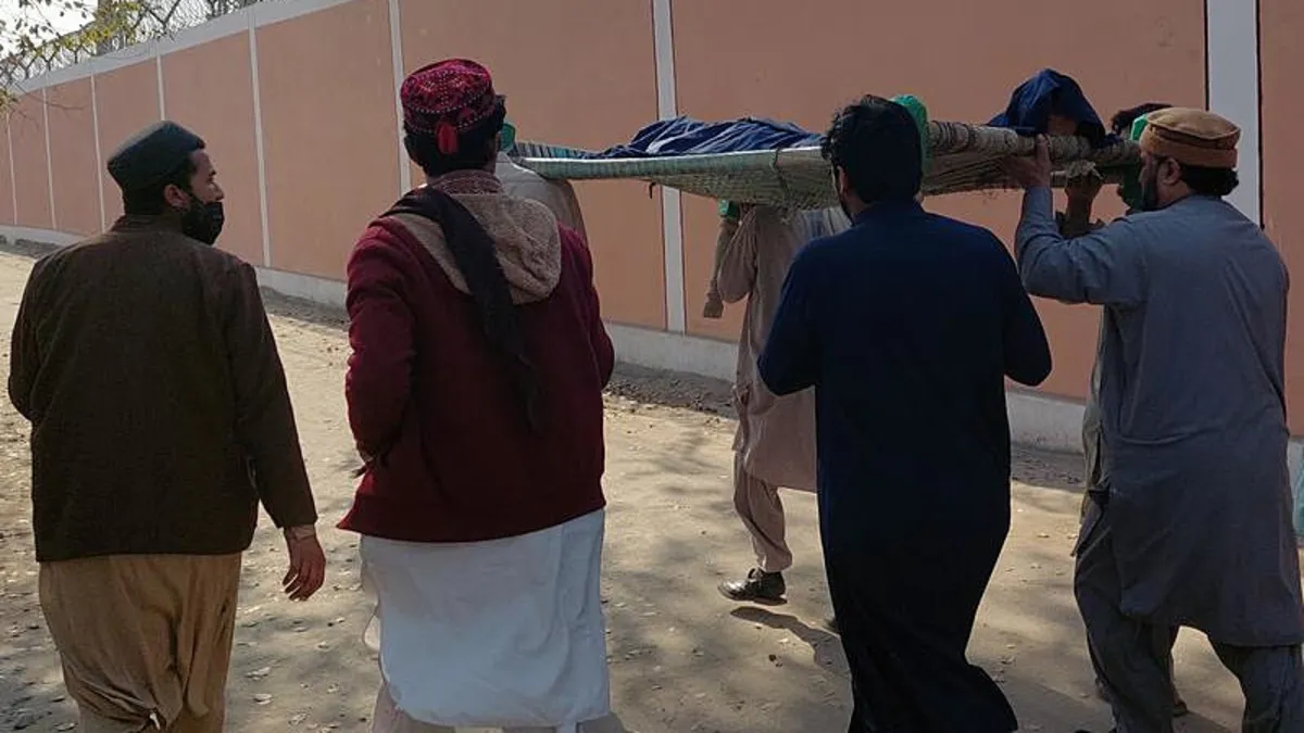 Pakistan’da karakol yakınlarında şiddetli patlama: 2 ölü, 14 yaralı