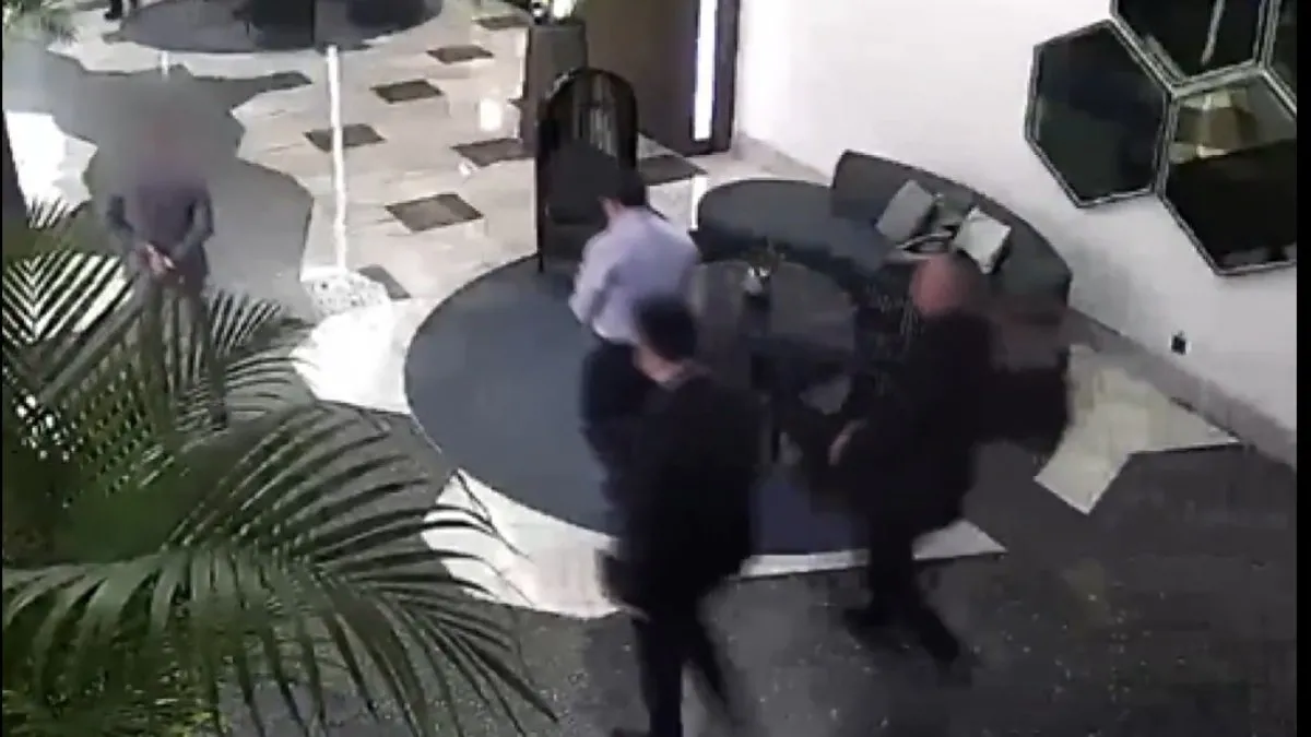 İmamoğlu’ndan ‘para kasaları’ ile gizli toplantı! Toplantı öncesi korumalar kameraları kapattı: O görüntüler ortaya çıktı İmamoğlu’ndan ‘para kasaları’ ile gizli toplantı! Toplantı öncesi korumalar kameraları kapattı: O görüntüler ortaya çıktı