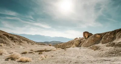 Dünyanın en tehlikeli noktalarından biri! Turist akınına uğrayan o yerin şartı bakın neymiş…