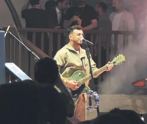 buraydan-ahlatta-coskulu-konser-1787672543586.jpeg