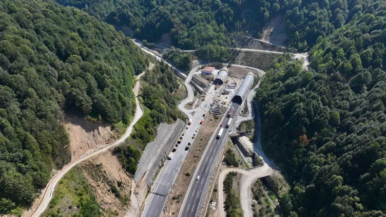 Bolu Dağı Tüneli ne zaman açılacak? Ulaştırma Bakanı Uraloğlu canlı yayında açıkladı!