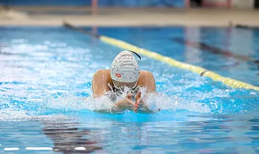 Milli yüzücülerden 49 madalya!