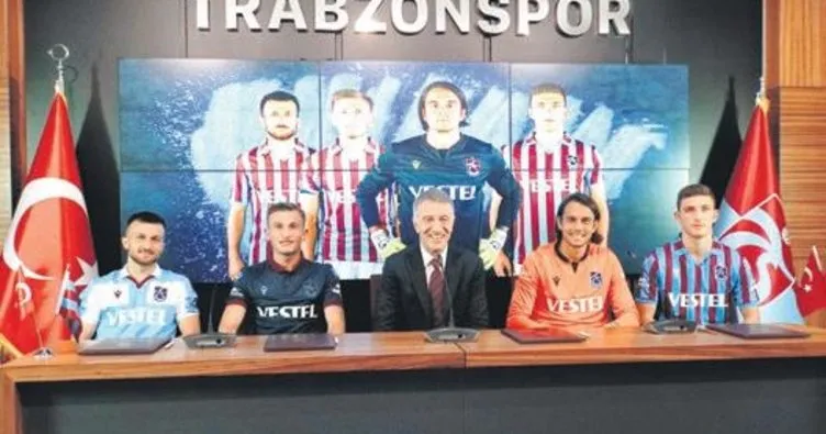 İç transferde dörtlü imza