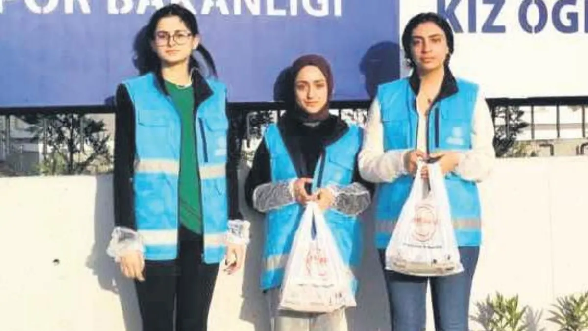 KYK yurtlarında hem çalış hem oku