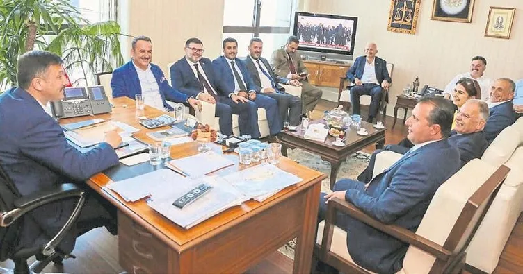 İzmir’in sorunları masaya yatırıldı