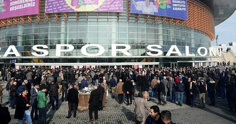 Türkiye yasta, onlar halayda