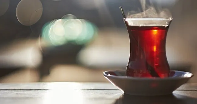 Çay Nasıl Demlenir? Püf Noktaları Ve En Güzel Demleme Yöntemleriyle Tavşan Kanı Çay Nasıl Yapılır?