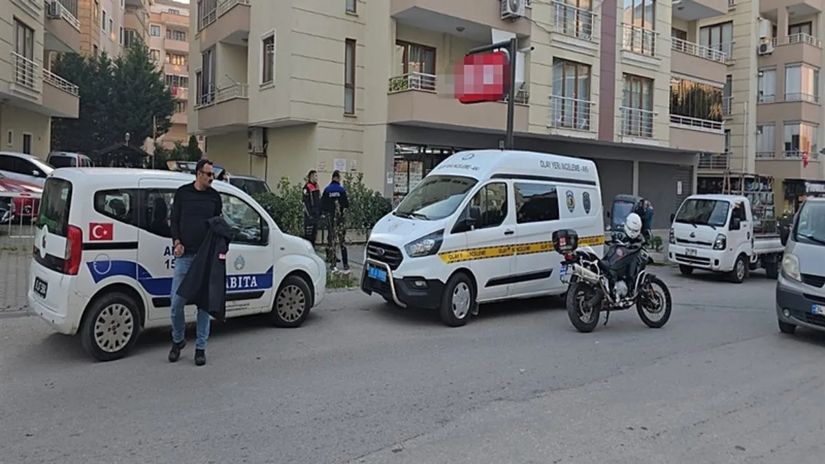 Bursa’da kan donduran olay: Eski eşini iş yerinde bıçakladı, polisi arayıp teslim oldu! Bursa’da kan donduran olay: Eski eşini iş yerinde bıçakladı, polisi arayıp teslim oldu!