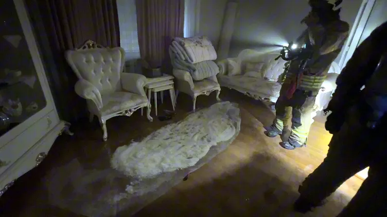 Avcılar’da yangın var diye gittikleri ev meğerse… Herkesi kandırmışlar!