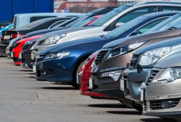 EN DEĞERLİ OTOMOBİL MARKASI BELLİ OLDU