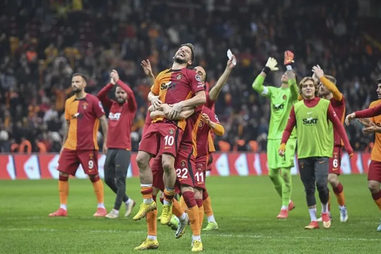 Son dakika Galatasaray haberleri: Dev piyango Galatasaray’a devre arasında vuracak! Sürpriz isim için reddedilemeyecek teklif masada…