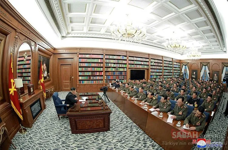 Kim Jong Un emri verdi! Çok sayıda füze taşıyıcı ve fırlatıcı araç...