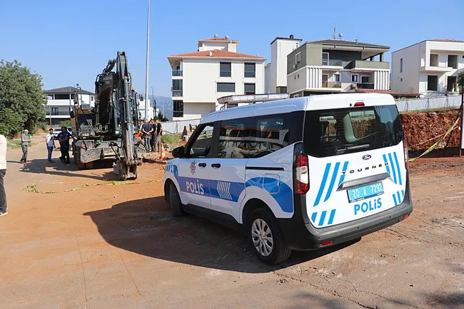 denizlide-gocuk-altinda-kalan-kepce-operatoru-hayatini-kaybetti-1783791490540.jpg