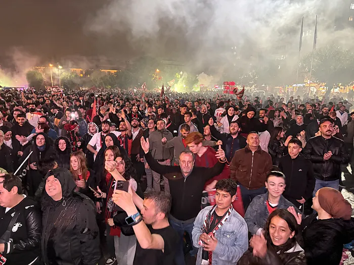 corumdaki-super-lig-coskusu-havadan-goruntulendi-1779660636707.jpeg