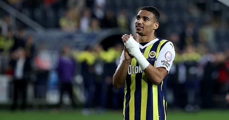 Fenerbahçe’de savunmanın belkemiği Djiku, performansıyla dikkat çekiyor