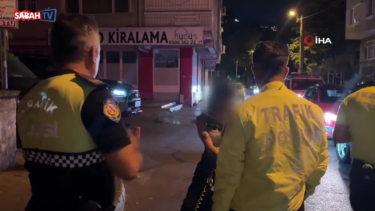 Elektrikli bisiklet sürücüsü alkollü çıktı: “Eve gidiyordum” dedi | Video videosunu izle Elektrikli bisiklet sürücüsü alkollü çıktı: “Eve gidiyordum” dedi | Video videosunu izle
