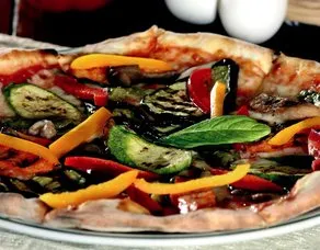 Pizza Verdure Sebzeli Pizza