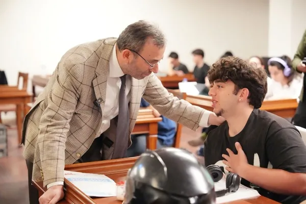 pendikte-universitelilere-20-bin-tllik-destek-1790174879133.jpg