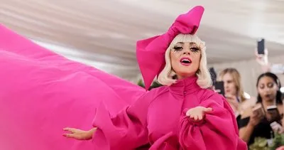 Giydiği kıyafetlerle gündemden düşmeyen Lady Gaga yine çok konuşulacak!