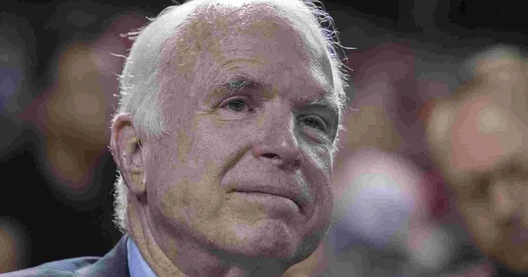 Son dakika: Senatör McCain Harp Akademisi mezarlığına defnedildi