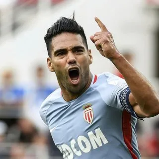 Falcao için flaş iddia! Galatasaray yönetimi çıldırdı...
