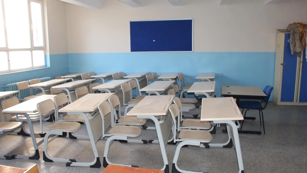 Ankara’da yarın okullar tatil mi, ders yapılacak mı? 15 Nisan Çarşamba için gözler Ankara Valiliği’nde!