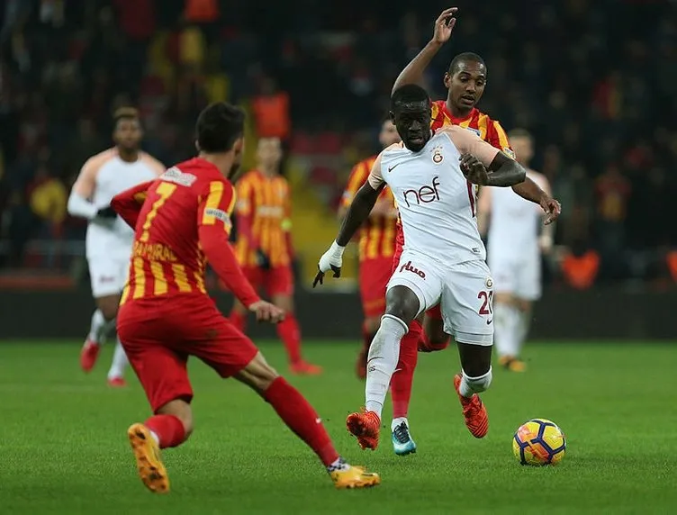 Hıncal Uluç, Galatasaray ve Fenerbahçe’yi değerlendirdi