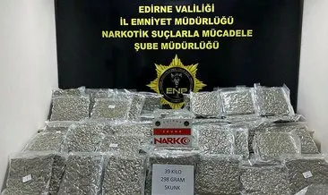 Kapıkule Sınır Kapısı’nda bir tırda 39 kilo 298 gram uyuşturucu ele geçirildi