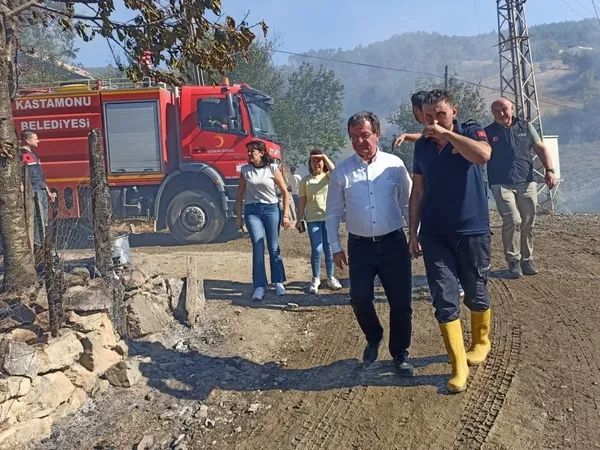 kastamonudaki-koy-yangini-sonrasi-konusan-bakan-ozhaseki-devletimiz-her-daim-oldugu-gibi-yine-vatandaslarimizi-1694967051881.jpeg